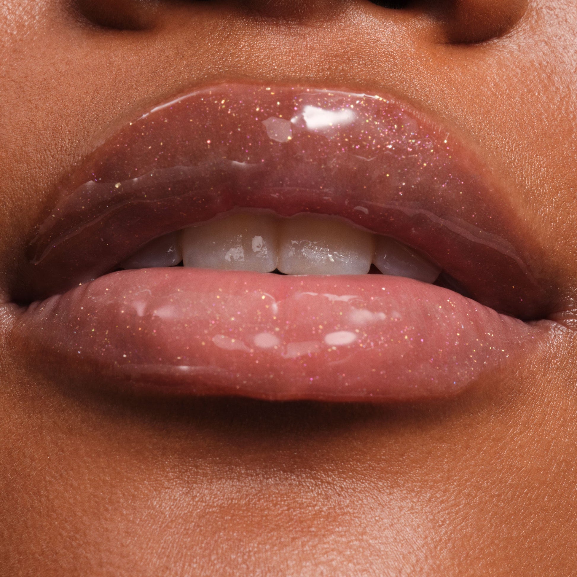 phyto-glow-lip-balm-shimmer-stardust-t7 NATR-10131-Phyto-Glow-Lip-Hover-Stardust.jpg