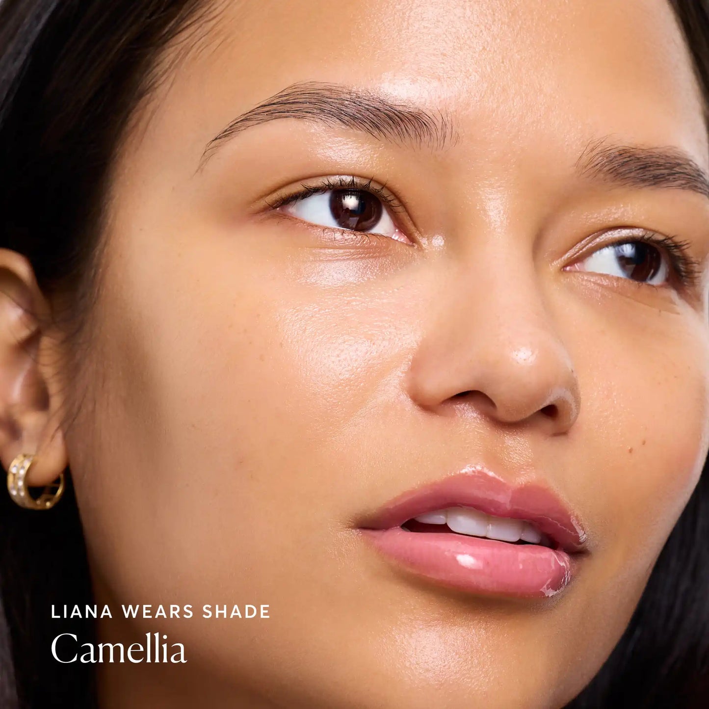 phyto-glow-lip-balm-camellia-q9 NATR-60075-Alt-Images-Phyto-Glow-Lip-Balm-Camellia-04.webp