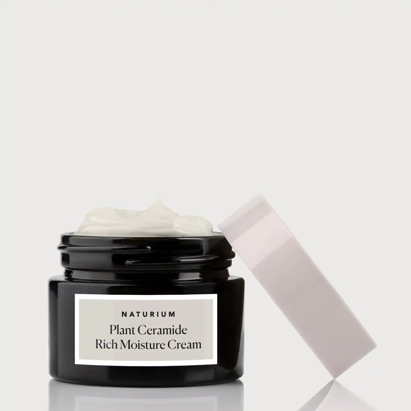plant-ceramide-rich-moisture-cream-z6 NATR_Catalog_PCRM-Cream-CapOff.webp